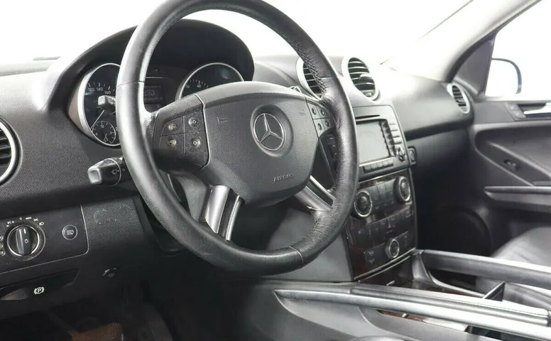 Mercedes-Benz M-Класс II (W164)