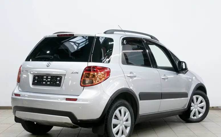 Suzuki SX4