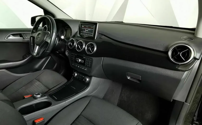 Mercedes-Benz B-Класс B 180 7G-DCT (122 л.с.) Черный
