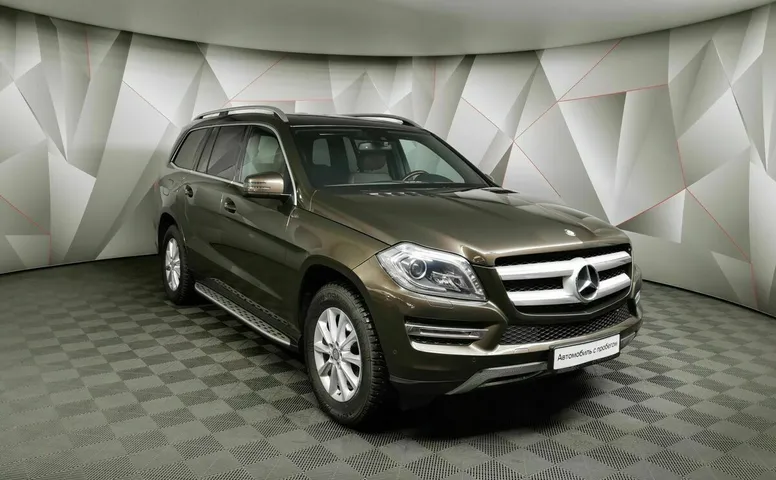 Mercedes-Benz GL GL 350 BlueTec 7G-Tronic Plus 4Matic (249 л.с.) Коричневый