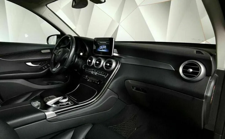 Mercedes-benz glc