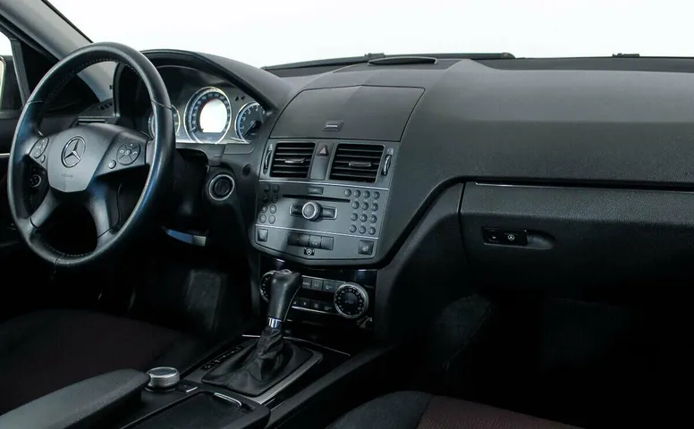 Mercedes-Benz C-Класс 180 BlueEFFICIENCY III (W204)