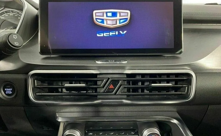 Geely coolray