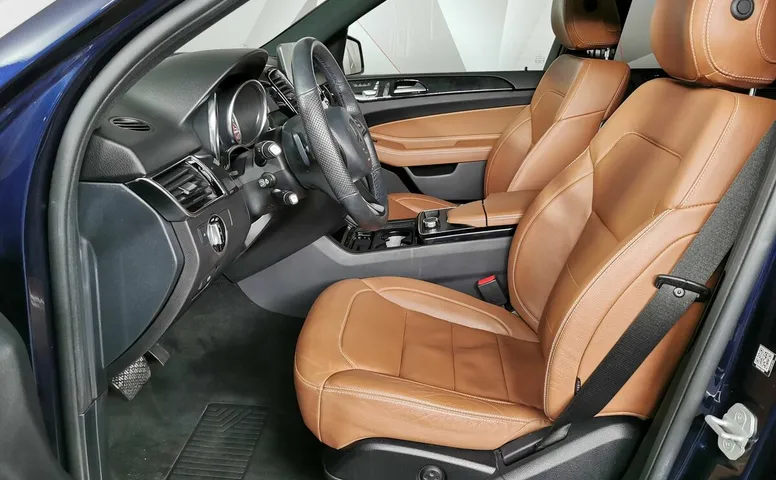 Mercedes-Benz GLE 300 4MATIC 7G-TRONIC Plus (249 л.с.) Особая серия Синий