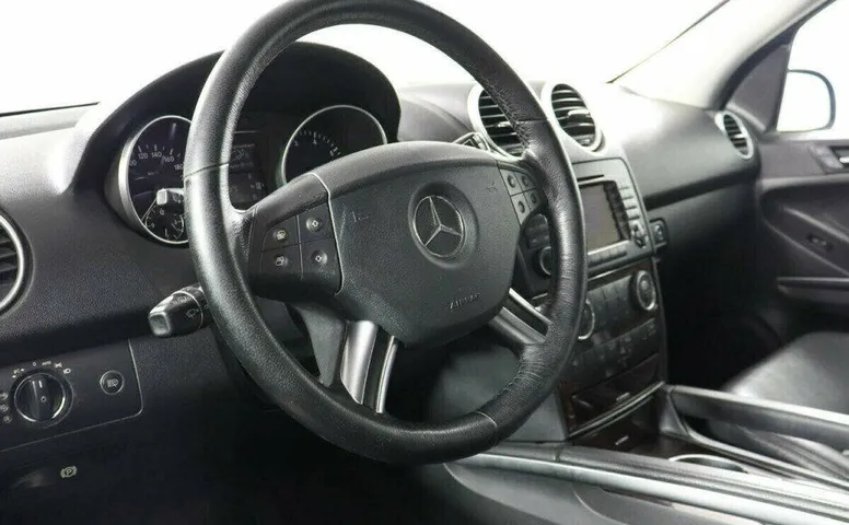 Mercedes-Benz M-Класс 3.5 Автомат