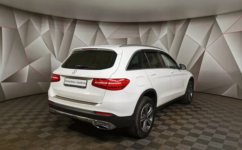 Mercedes-Benz GLC 250 9G-TRONIC 4MATIC (211 л.с.) Особая серия Белый