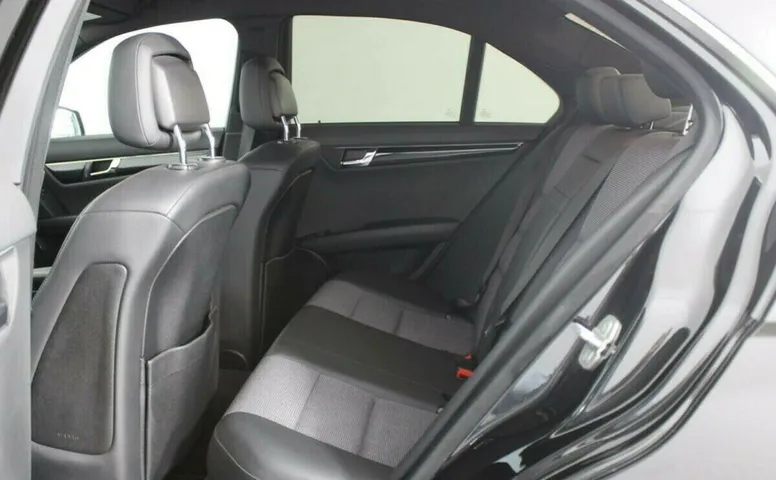 Mercedes-Benz C-Класс III (W204)