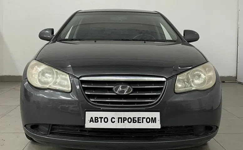 Hyundai ELANTRA 1.6 MT (122 л.с.)