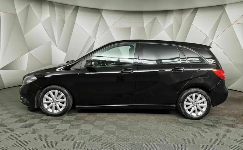 Mercedes-Benz B-Класс B 180 7G-DCT (122 л.с.) Черный