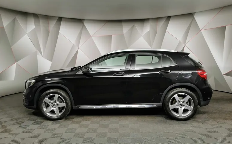Mercedes-Benz GLA 250 7G-DCT 4MATIC (211 л.с.) Особая серия Черный
