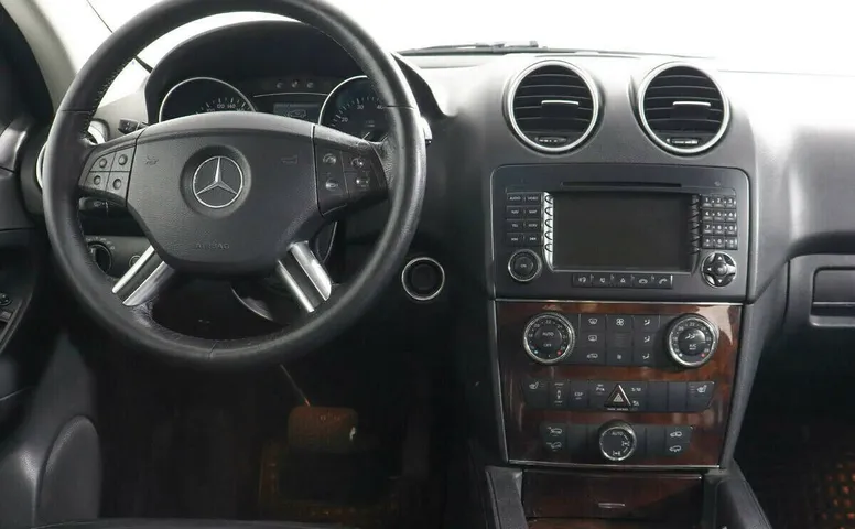 Mercedes-Benz M-Класс II (W164)