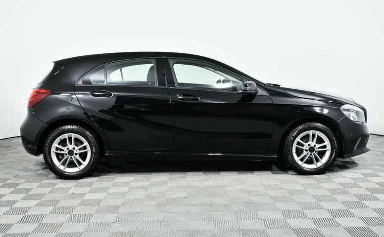 Mercedes-Benz A-Класс 180 III (W176) Рестайлинг