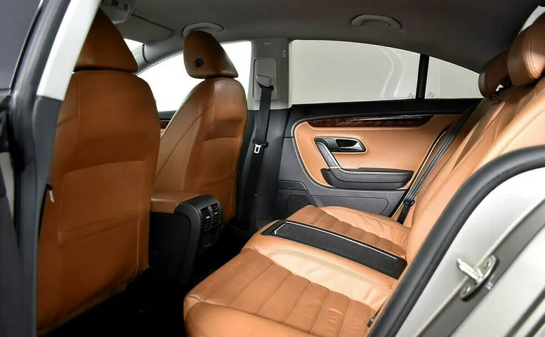 Volkswagen Passat CC I