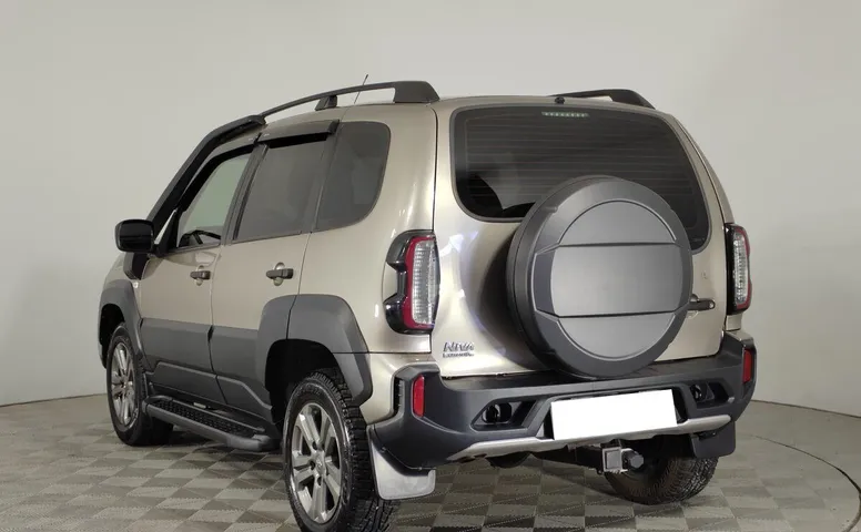  Lada (ВАЗ) Niva I Рестайлинг (Travel)