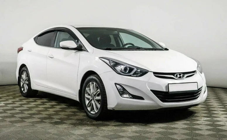 Hyundai Elantra 1.8 Автомат