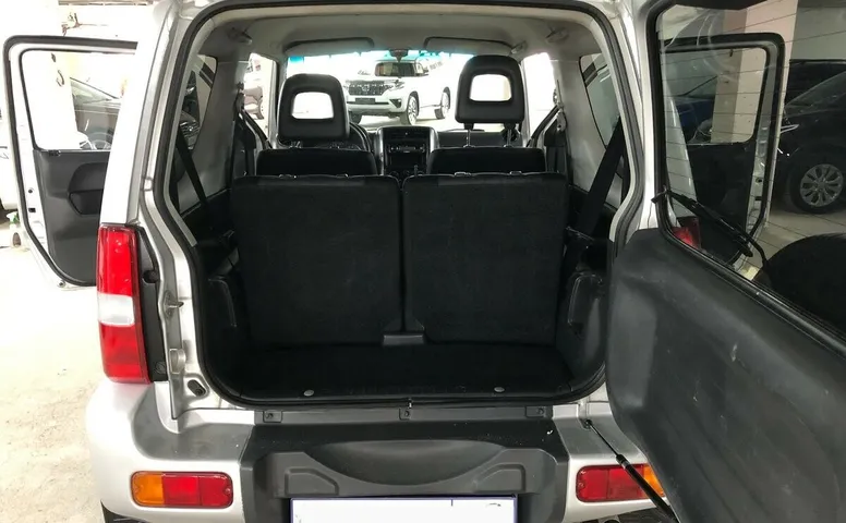 Suzuki Jimny III Рестайлинг 1
