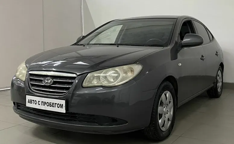 Hyundai ELANTRA 1.6 MT (122 л.с.)