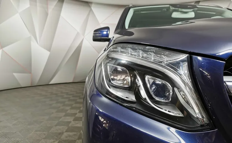 Mercedes-Benz GLS 400 4MATIC 9G-TRONIC (333 л.с.) Особая серия Синий