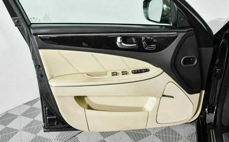 Hyundai equus