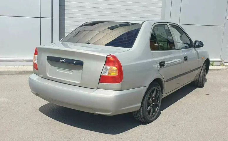 Hyundai ACCENT 1.5 MT (102 л.с.)