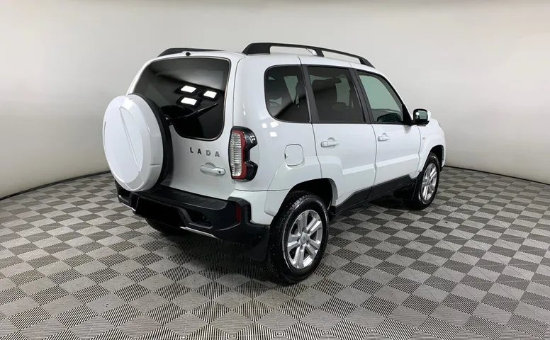  Lada (ВАЗ) Niva I Рестайлинг (Travel)