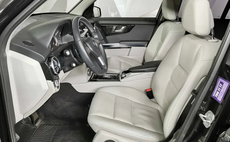 Mercedes-Benz GLK GLK 300 7G-Tronic 4MATIC (231 л.с.) Черный