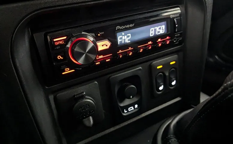  Lada (ВАЗ) Niva I Рестайлинг (Travel)