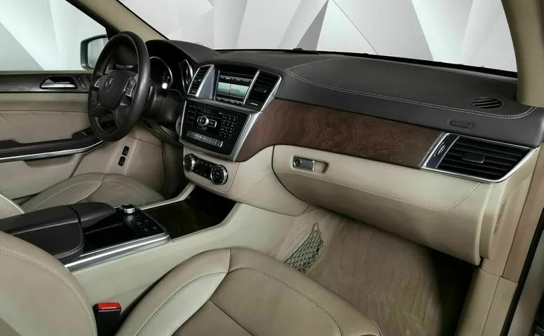 Mercedes-Benz GL GL 350 BlueTec 7G-Tronic Plus 4Matic (258 л.с.) Бежевый