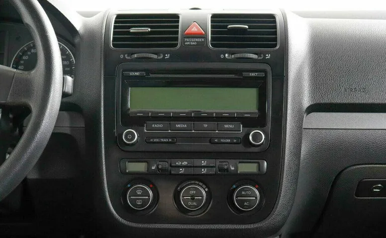 Volkswagen Jetta 1.6 Механика