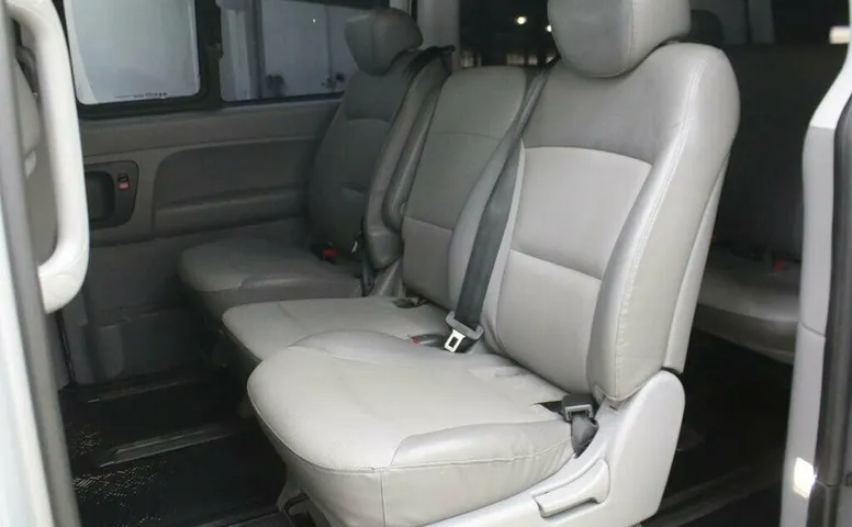 Hyundai Grand Starex I