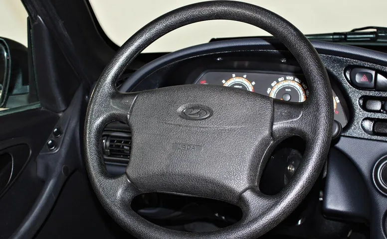 Lada (ВАЗ) Niva I Рестайлинг (Travel)