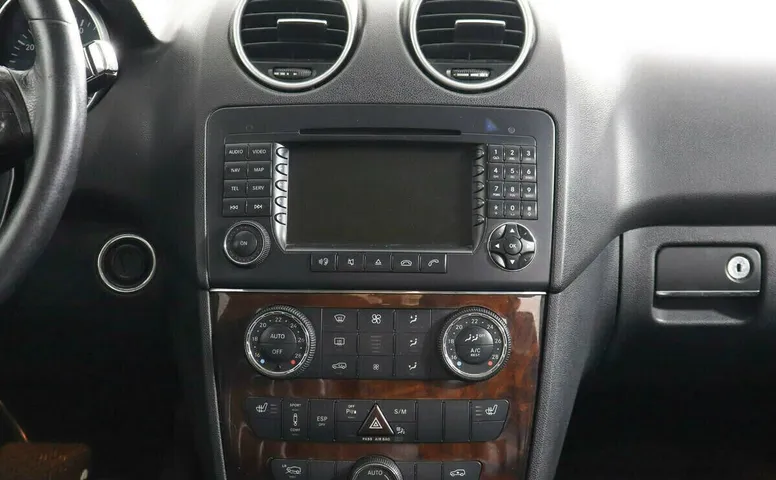 Mercedes-Benz M-Класс II (W164)