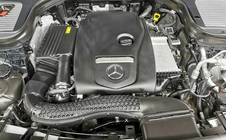 Mercedes-Benz GLC 250 9G-TRONIC 4MATIC (211 л.с.) Серый
