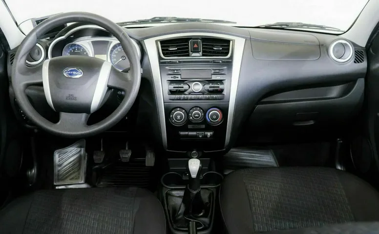 Datsun mi-do