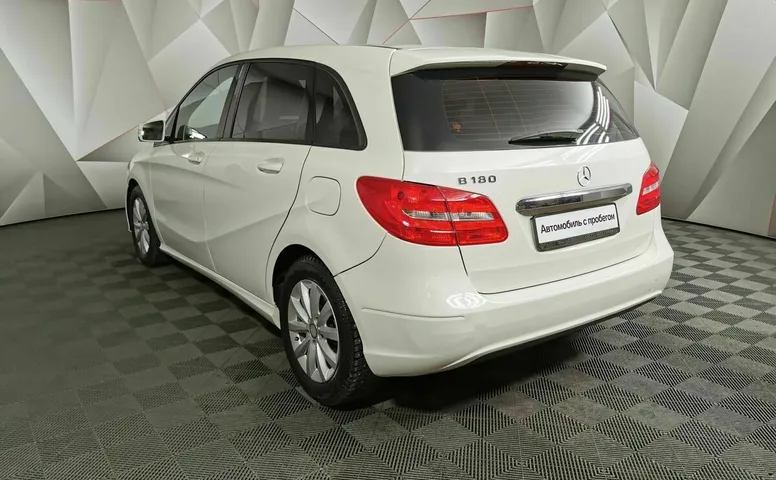 Mercedes-Benz B-Класс B 180 BlueEfficiency 7G-DCT (122 л.с.) Белый