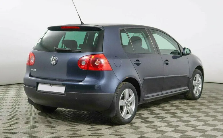 Volkswagen Golf 1.4 Робот