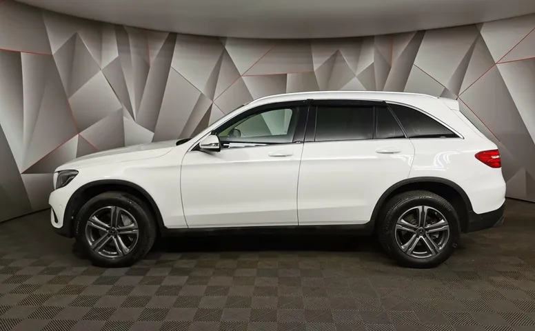 Mercedes-Benz GLC 250 9G-TRONIC 4MATIC (211 л.с.) Особая серия Белый