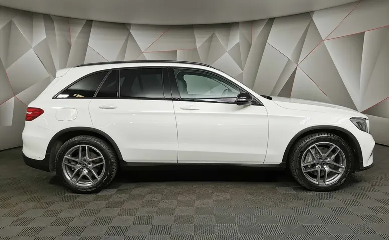 Mercedes-Benz GLC 220 d 9G-TRONIC 4MATIC (170 л.с.) Особая серия Белый