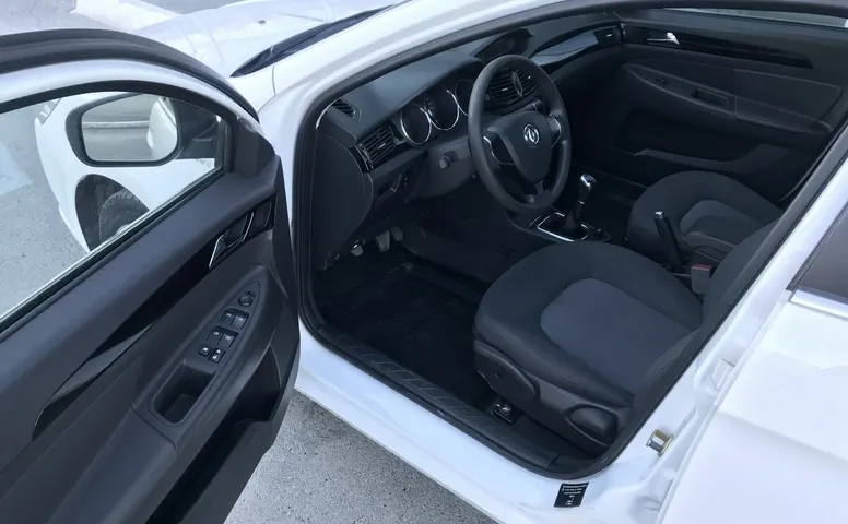 DongFeng S30 1.6 MT (117 л.с.)