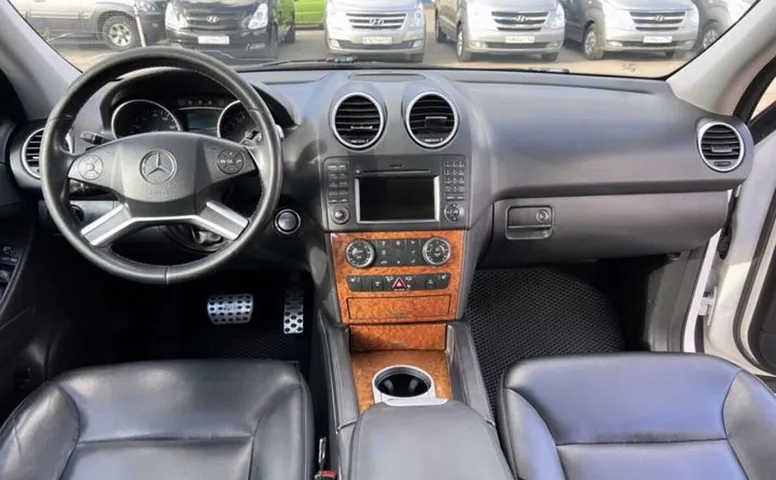 Mercedes-Benz M-Класс