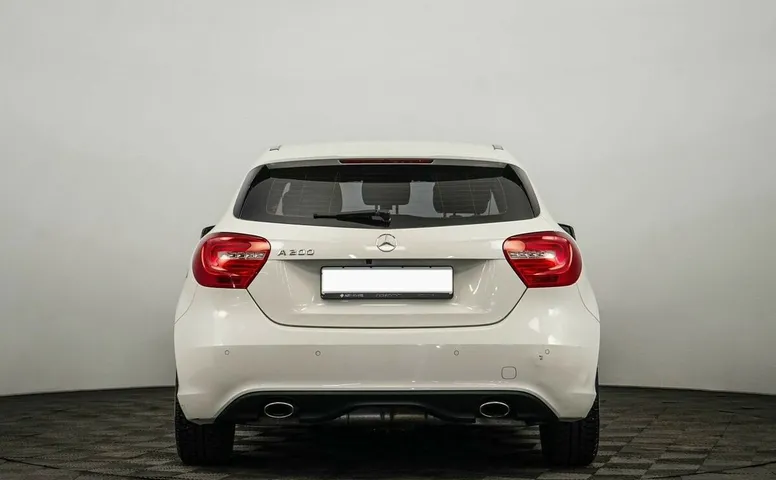 Mercedes-Benz A-Класс 200 III (W176)