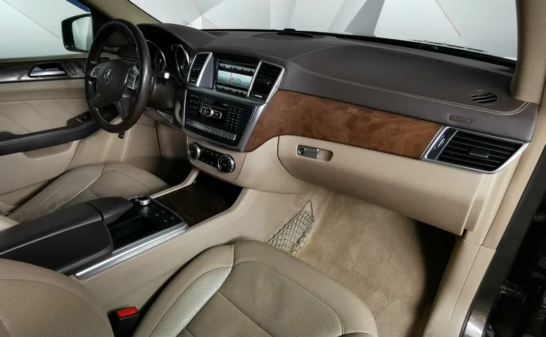 Mercedes-Benz GL GL 350 BlueTec 7G-Tronic Plus 4Matic (249 л.с.) Коричневый