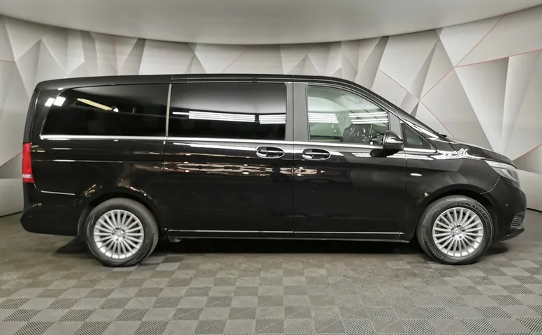 Mercedes-Benz V-Класс V 250 d 4MATIC AVANTGARDE Черный