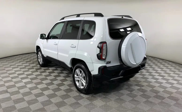  Lada (ВАЗ) Niva I Рестайлинг (Travel)