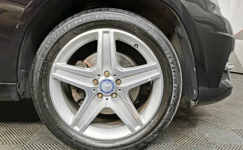 Mercedes-Benz GLK GLK 300 7G-Tronic 4MATIC (231 л.с.) Черный