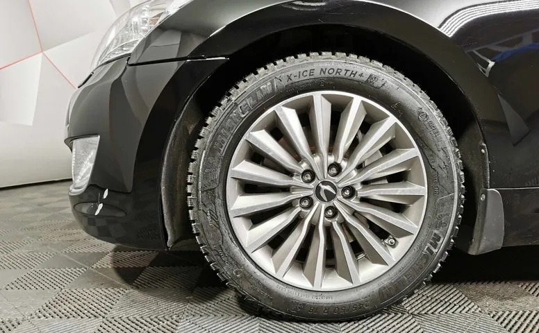 Hyundai Equus 3.8 GDi AT (334 л.с.) Elite Черный
