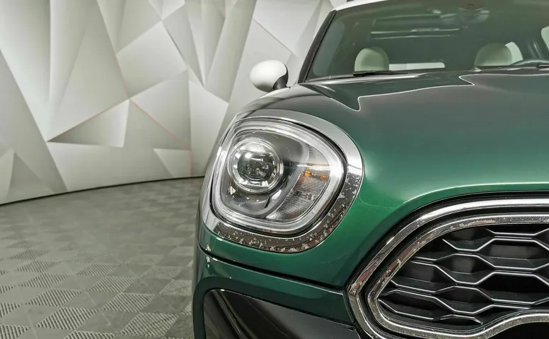 Mini Countryman Cooper S 2.0 AT ALL4 (192 л.с.) Зеленый
