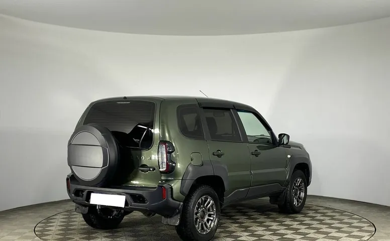  Lada (ВАЗ) Niva I Рестайлинг (Travel)