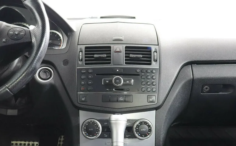 Mercedes-Benz C-Класс III (W204)