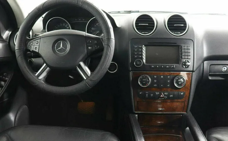 Mercedes-Benz M-Класс 3.0 Автомат